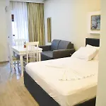 Delmar Apartment Golem (Tirana)