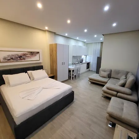 Delmar Apartment
