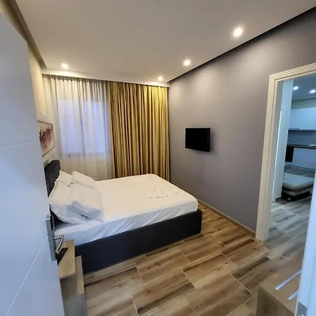 Delmar Apartment Golem (Tirana)