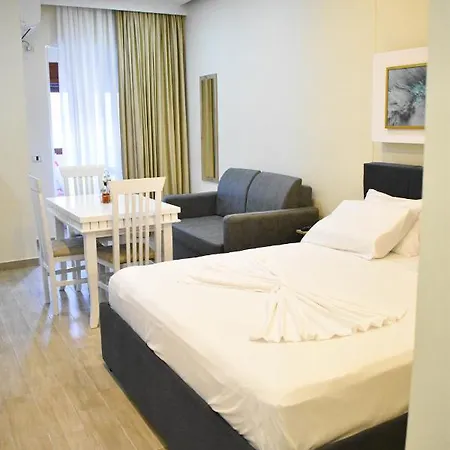 Delmar Apartment Golem (Tirana)