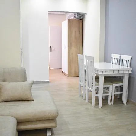 Delmar Golem (Tirana)