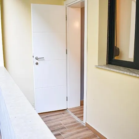 Delmar Golem (Tirana)