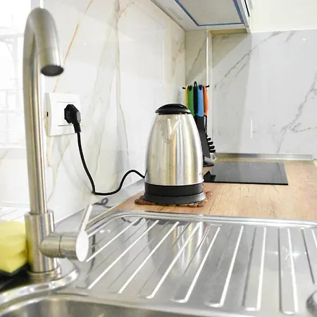 Delmar Golem (Tirana)