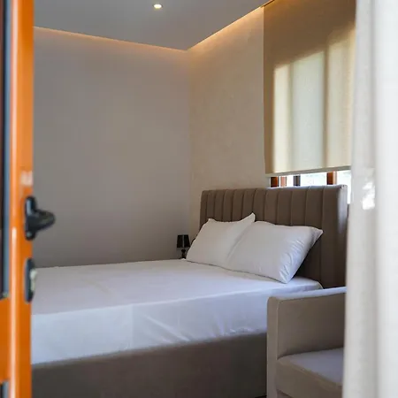 Apartament Delmar *